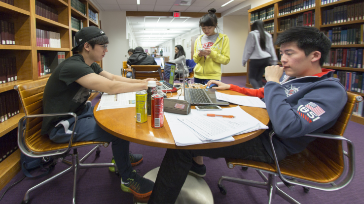 Students in the Hill Library Learning Commons